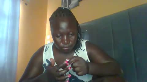 lindah32 online show from 01/11/26, 12:10