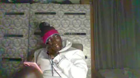 lindah32 online show from 07/05/26, 12:28