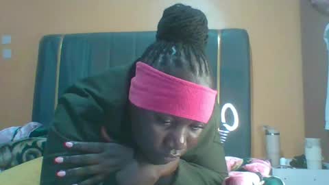 lindah32 online show from 07/11/26, 11:06