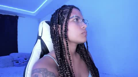  Lady  online show from 02/05/25, 06:13