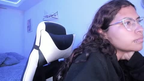  Lady  online show from 09/18/25, 02:35