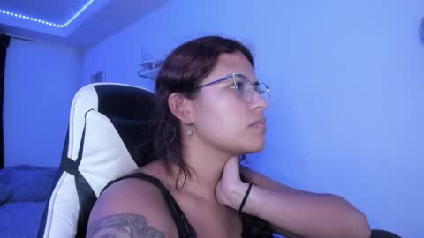  Lady  online show from 09/24/25, 05:00