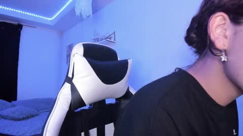  Lady  online show from 10/26/25, 02:28