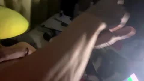 Snapshot of ladybug9097 chatting on 12/19/24, 07:29 RockStar Couple online show from 12/19/24, 07:29