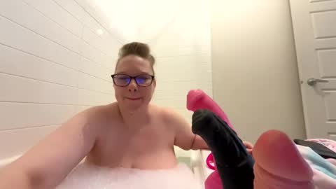 LadyCherieLynn online show from 04/18/26, 02:32