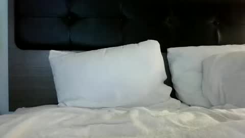 Stephanie online show from 02/27/25, 04:09