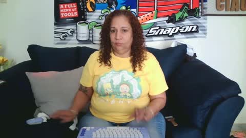 Snapshot of ladycreamypr1 chatting on 06/25/26, 04:33 onlyfans Ladycreamypr online show from 06/25/26, 04:33