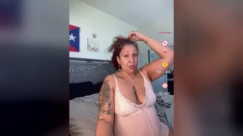 Snapshot of ladycreamypr1 chatting on 07/14/26, 05:51 onlyfans Ladycreamypr online show from 07/14/26, 05:51