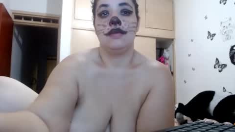 Snapshot of ladydeathz chatting on 01/07/25, 07:31 ladydeathz online show from 01/07/25, 07:31