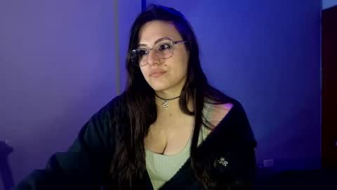Snapshot of ladygwendolyn chatting on 06/07/26, 02:05 Gwen online show from 06/07/26, 02:05