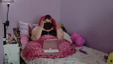 Snapshot of ladykitsunebig chatting on 07/07/26, 06:05 ladykitsunebig online show from 07/07/26, 06:05
