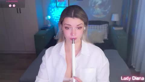 ladylancaster online show from 11/21/25, 12:15