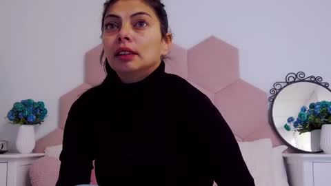 Lia online show from 01/07/25, 04:50