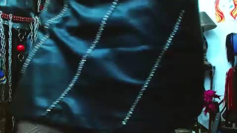 Snapshot of ladylunatikka chatting on 07/12/26, 11:07 ladylunatikka online show from 07/12/26, 11:07