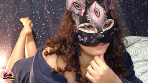 Snapshot of ladymeteor chatting on 09/18/25, 06:54 Lady Meteor online show from 09/18/25, 06:54