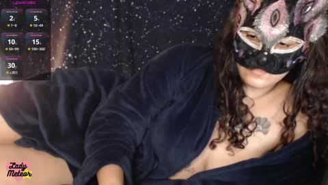 Snapshot of ladymeteor chatting on 10/06/25, 07:00 Lady Meteor online show from 10/06/25, 07:00