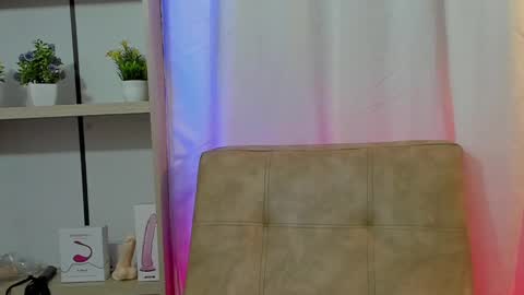 Snapshot of ladynemesis00 chatting on 02/25/25, 12:03 ladynemesis00 online show from 02/25/25, 12:03