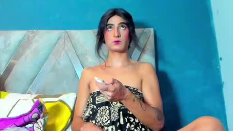 Camila y Ashley online show from 02/15/26, 09:00