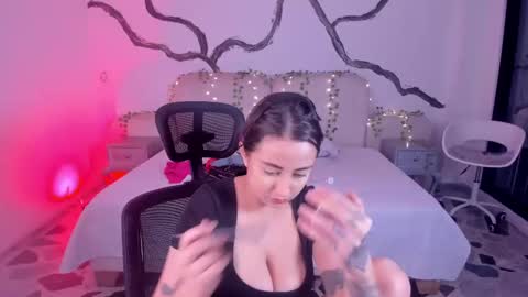 Lady  online show from 09/14/25, 04:00