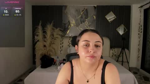 Lady  online show from 01/14/26, 02:06