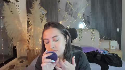 Lady  online show from 02/23/26, 03:48