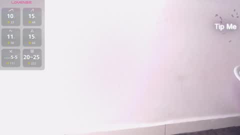 Isabella  online show from 03/05/26, 09:22