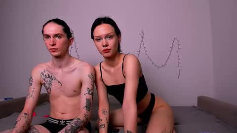 LadyTrep online show from 12/16/25, 06:35