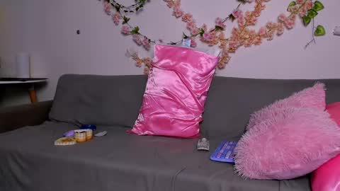 LadyTrep online show from 04/16/26, 07:58