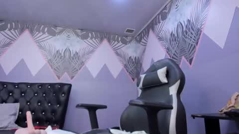 Ladyy Scarlett online show from 12/19/25, 12:23