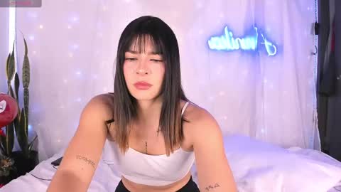 Snapshot of laena_arryn chatting on 03/01/25, 07:48 Laena Arryn online show from 03/01/25, 07:48