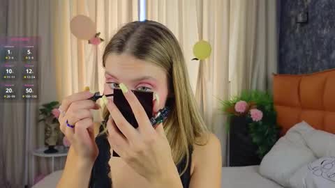 Lilia online show from 10/03/25, 07:16