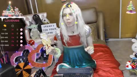 Skinnygirl online show from 12/12/24, 04:26