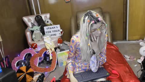 Skinnygirl online show from 12/28/24, 12:47