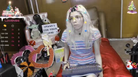 Skinnygirl online show from 12/28/24, 11:26