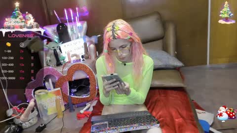 Skinnygirl online show from 01/21/25, 04:10