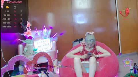 Snapshot of laflakita21 chatting on 05/12/26, 11:46 Skinnygirl online show from 05/12/26, 11:46
