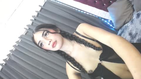 Snapshot of lahermosa_manika69 chatting on 01/25/25, 07:49 MANIKA online show from 01/25/25, 07:49