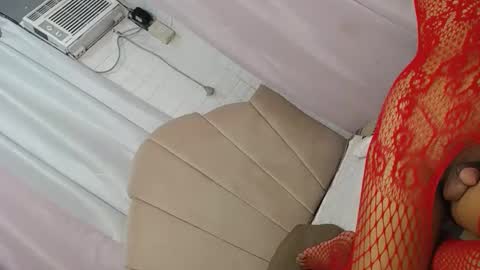 Snapshot of lahermosa_manika69 chatting on 03/01/25, 10:42 MANIKA online show from 03/01/25, 10:42