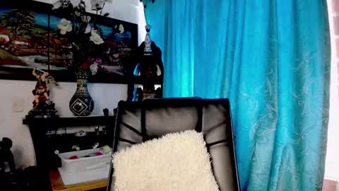 laia_hadid online show from 02/27/26, 03:23