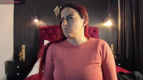 Laia  online show from 10/26/25, 11:49