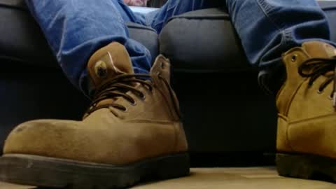 Snapshot of laidback_and_chill chatting on 01/15/25, 01:52 Rick online show from 01/15/25, 01:52