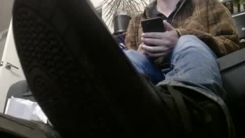 Snapshot of laidback_and_chill chatting on 01/17/25, 04:49 Rick online show from 01/17/25, 04:49