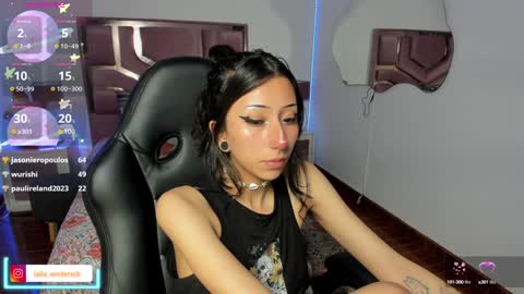 Snapshot of laila_angel chatting on 12/10/24, 10:58 laila_angel online show from 12/10/24, 10:58