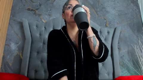 Lailacastillo online show from 02/18/26, 11:44