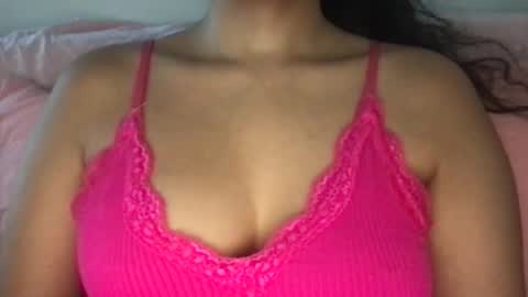 Snapshot of lailayousef chatting on 03/06/25, 06:59 Laila Yousef online show from 03/06/25, 06:59