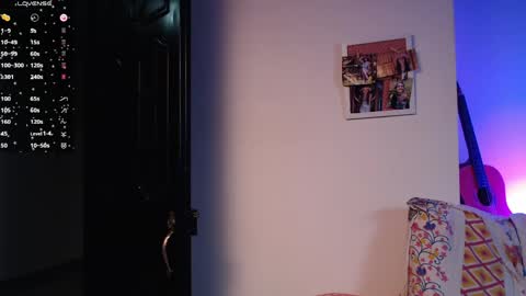 Snapshot of lailypink chatting on 05/27/26, 01:57 samanta online show from 05/27/26, 01:57