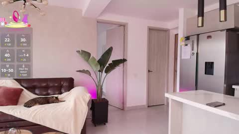 Snapshot of laira_scott chatting on 03/21/26, 09:07 Laira online show from 03/21/26, 09:07