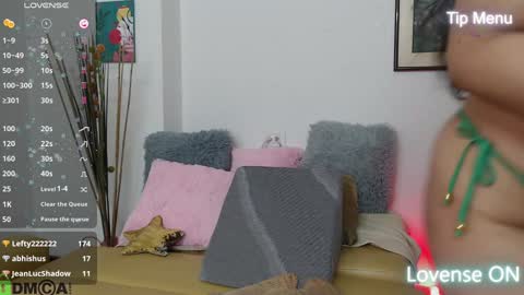 Snapshot of lairen_baby chatting on 02/06/25, 02:37 lairen baby online show from 02/06/25, 02:37