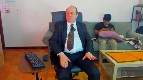 lajose52 online show from 12/05/25, 07:43