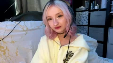 Elsa online show from 04/27/26, 01:31